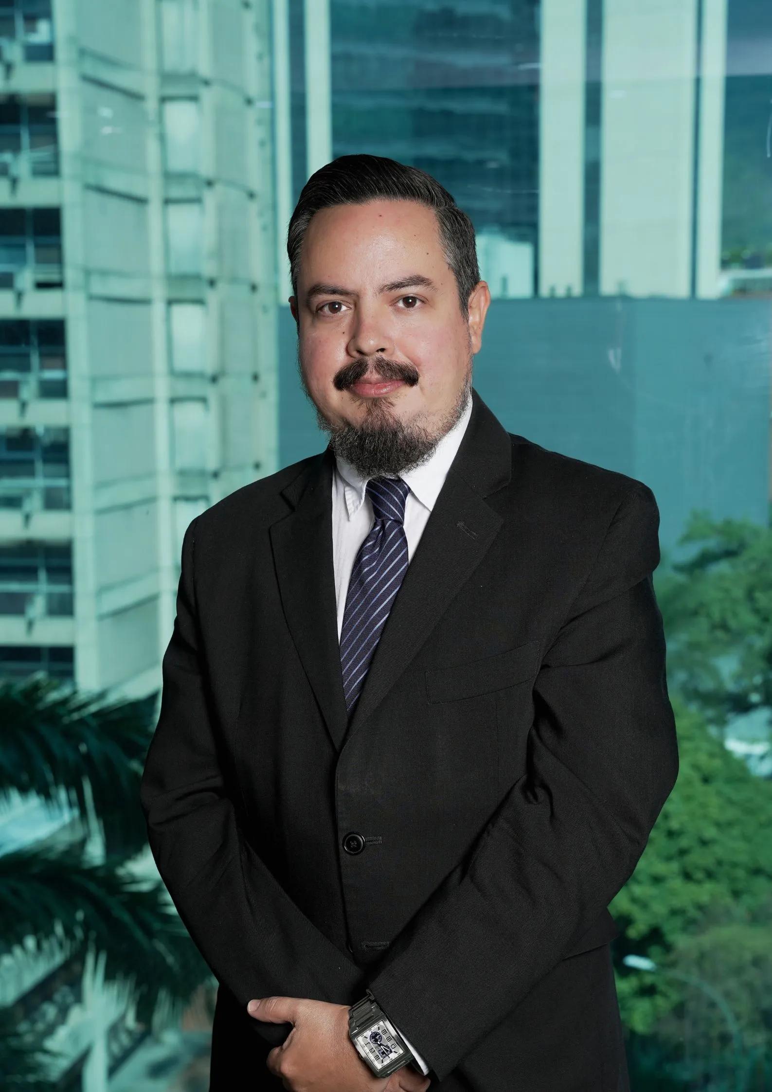 DR. ALEJANDRO RODRÍGUEZ
